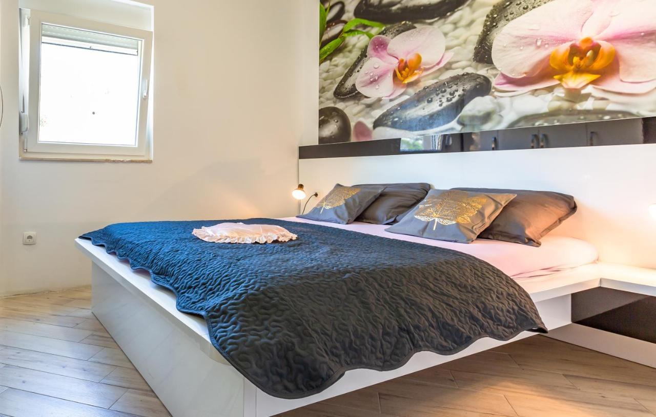 Andela 3 Apartment Макарска Екстериор снимка