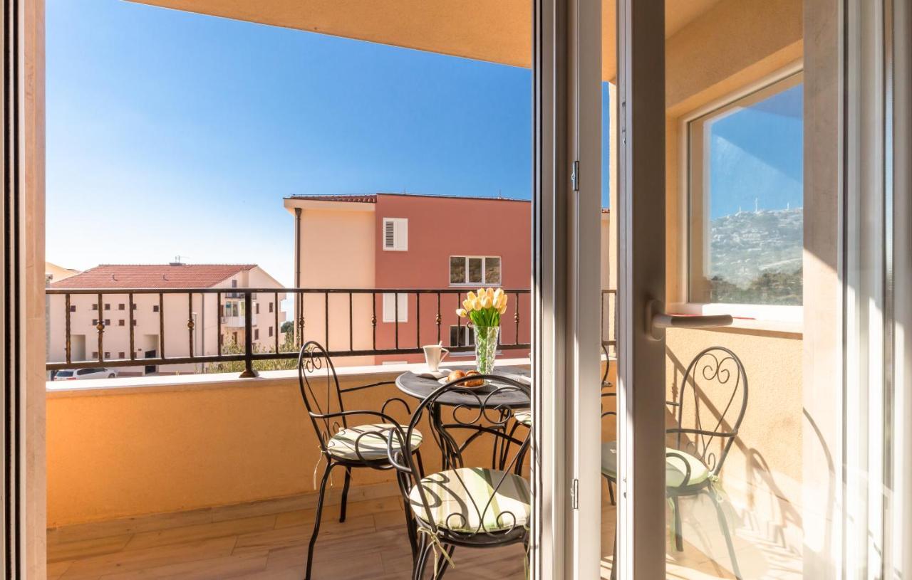 Andela 3 Apartment Макарска Екстериор снимка